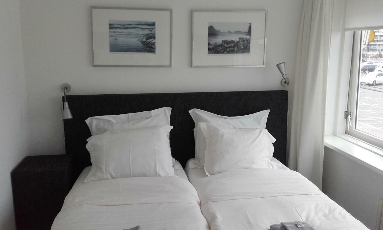 Pension 'T Hofje 350 Meter Van Het Strand Noordwijk Extérieur photo
